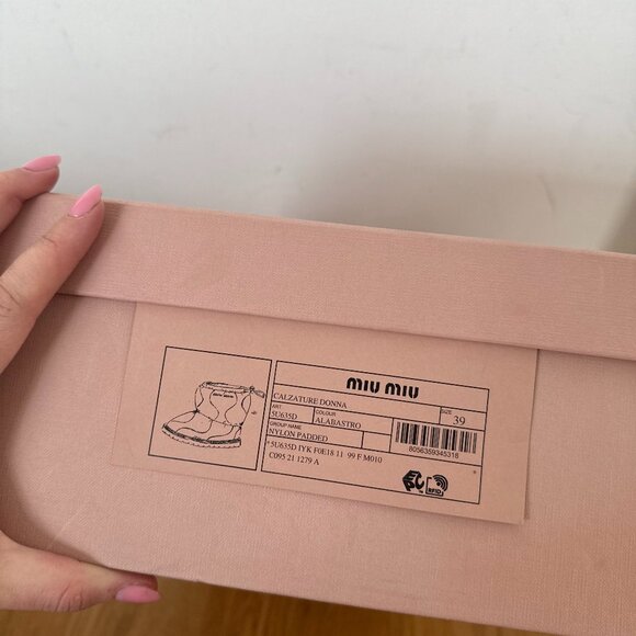 NWT Miu Miu Snow Ankle Boots Powder Pink Quilted Drawstring 39 - Picture 4 of 12